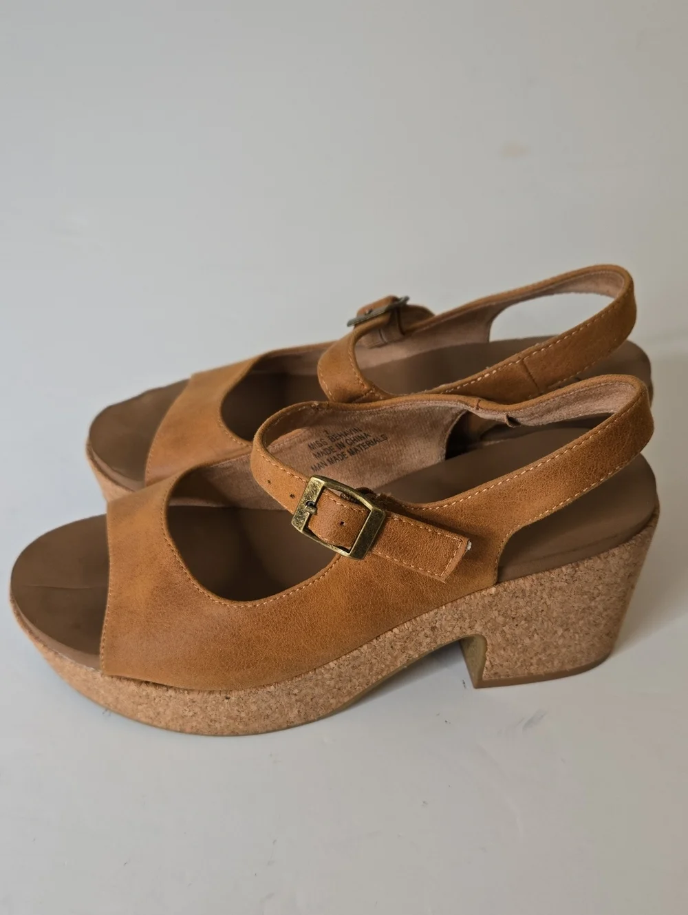 Corkys Misbehavin Platform Shoe/Sandal Size 7